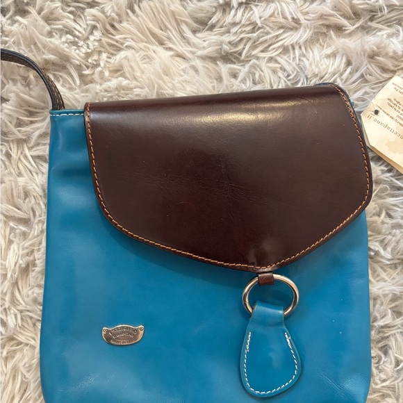 NWT Italian Leather Blue Crossbody Bag - Picture 2 of 10